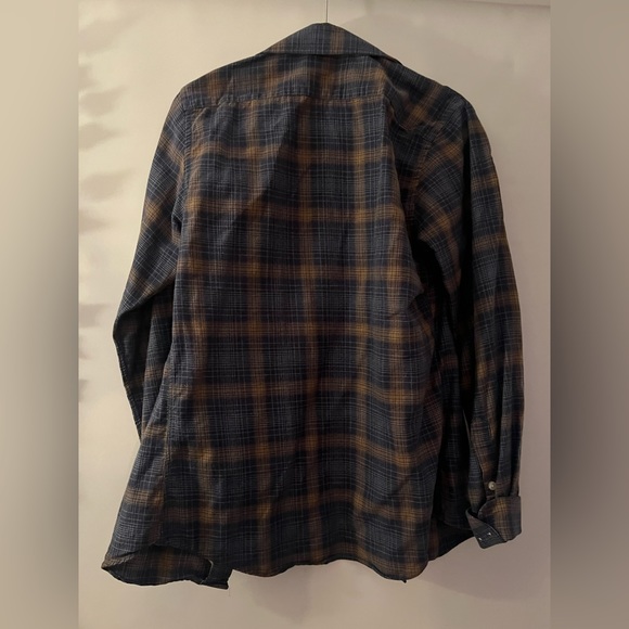 Vintage flannel button down - Picture 2 of 3